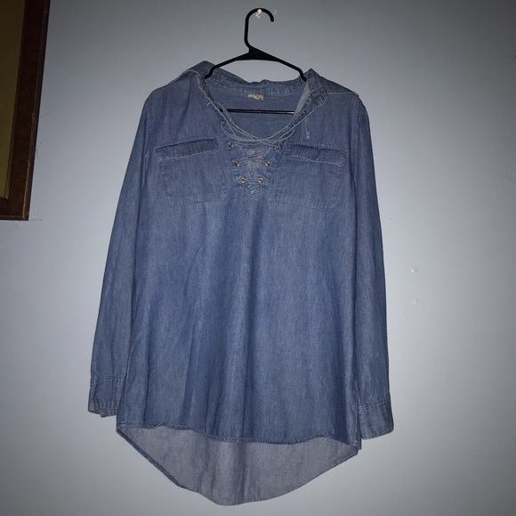 Charlotte Russe Denim look Blouse Size Large - Picture 1 of 3